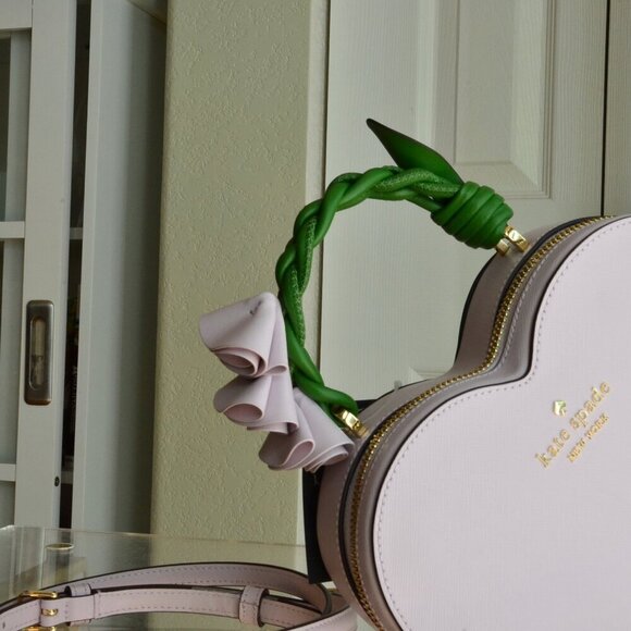 Kate Spade  KL038 Love Shack Flora Heart Crossbody - Picture 3 of 10